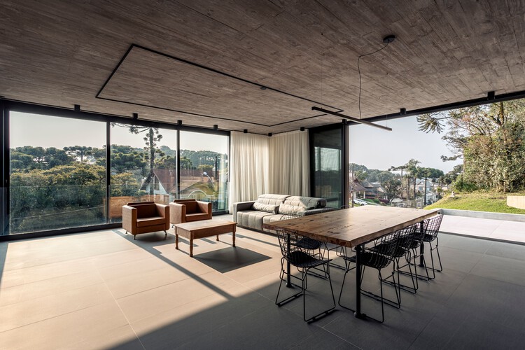 Altos House / OSPA Arquitetura e Urbanismo - Фотография интерьера, стул