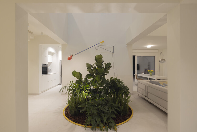 Domus Maya House / Студия Кириакоса Мильтиаду - Фотография интерьера, освещение