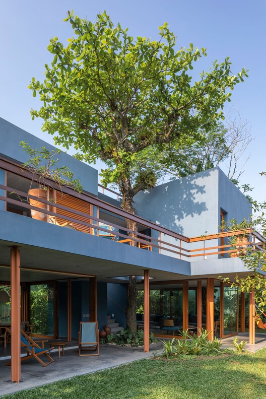 Дом на пляже Балейя / André Vainer Arquitetos - Фотография снаружи
