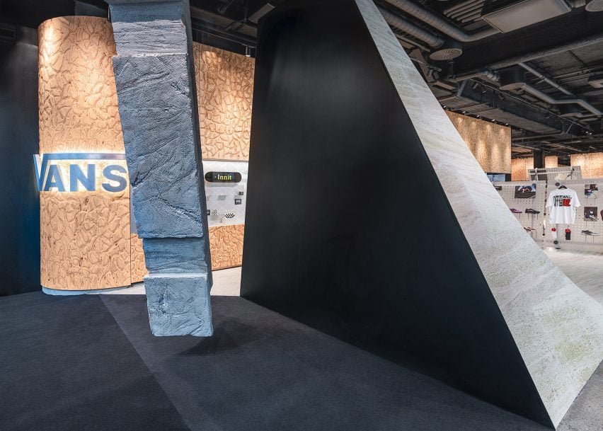 Пандус в магазине Vans в Лондоне