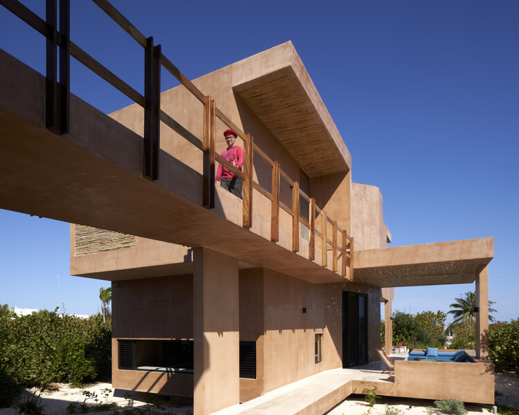 Пляжный домик Сан-Бруно / reyes ríos + larraín arquitectos - Фотография экстерьера, бетон