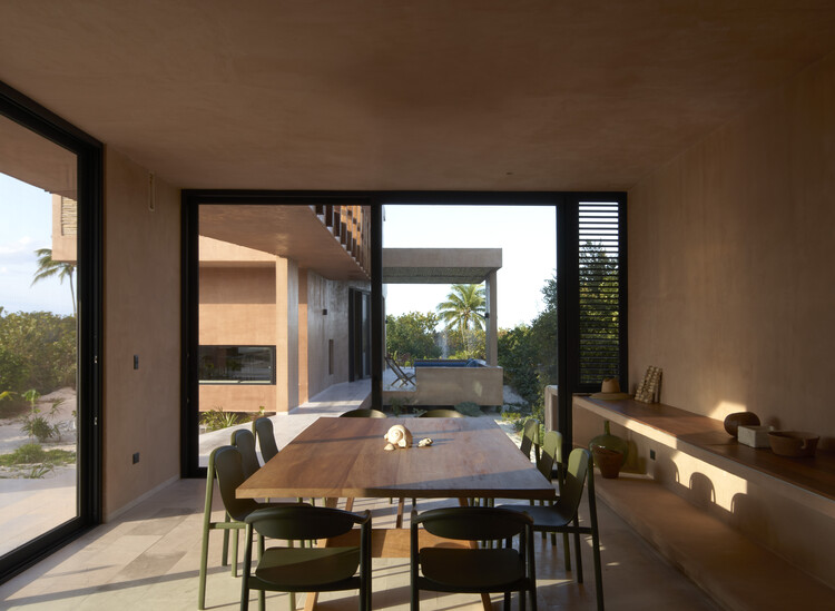 San Bruno Beach House / reyes ríos + larraín arquitectos - Фотография интерьера, Столовая