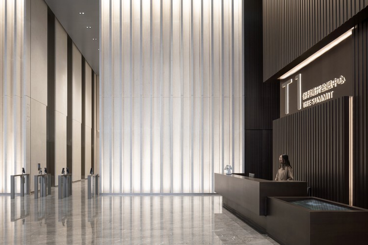 Huamu Lot 10 – The Summit / KPF – Интерьерная фотография, стекло