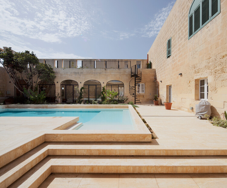Naxxar House / AP Valletta - Фотография снаружи, бетон, двор