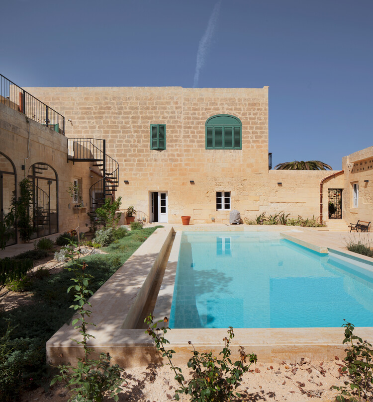 Naxxar House / AP Valletta — фотография экстерьера, двор