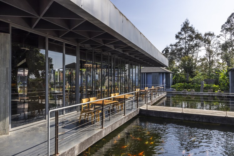 La Do Coffee / SPNG Architects — изображение 3 из 33