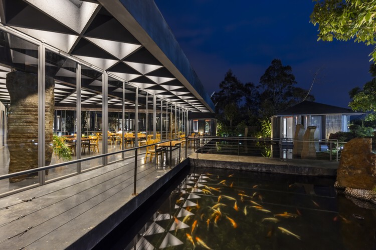 La Do Coffee / SPNG Architects — Фотография экстерьера