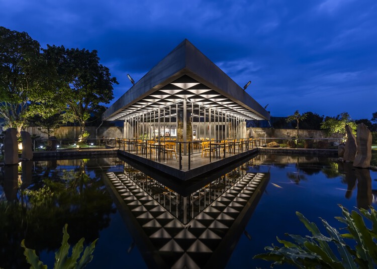La Do Coffee / SPNG Architects — изображение 5 из 33