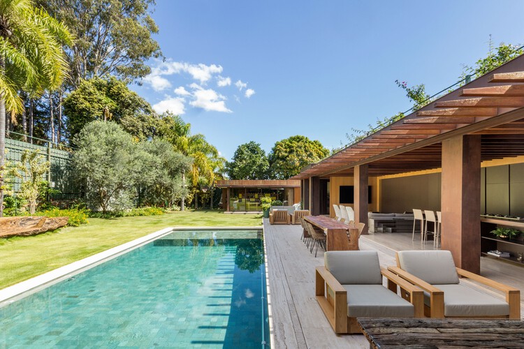 Дом Дезессете/Студия Gontijo Arquitetura — Изображение 10 из 29
