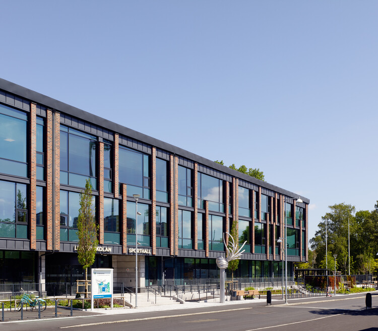 Lundbyskolan / D Office arkitekter - Фотография экстерьера, стекло