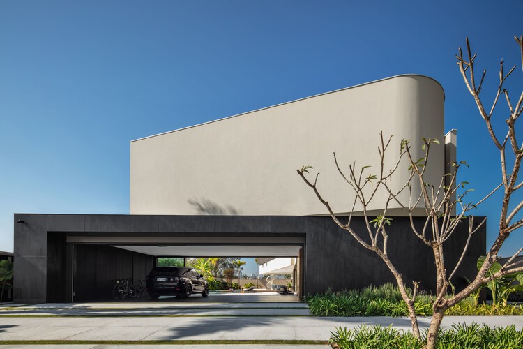 Galeriah House / Okha arquitetura e design - Фотография экстерьера, бетон