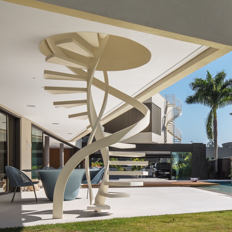 Galeriah House / Оха arquitetura e design - Фотография интерьера, лестницы