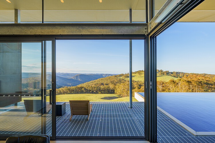 Mountaintop Bilpin Resort / дизайн IAPA — фотография интерьера, палуба