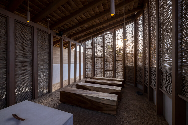 El Perdido Spiritual Space / estudio ALA - Фотография интерьера, дерево