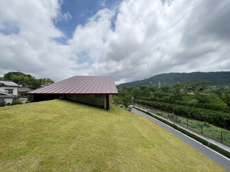 База Осигоме / HAYATO KOMATSU ARCHITECTS - Экстерьерная фотография