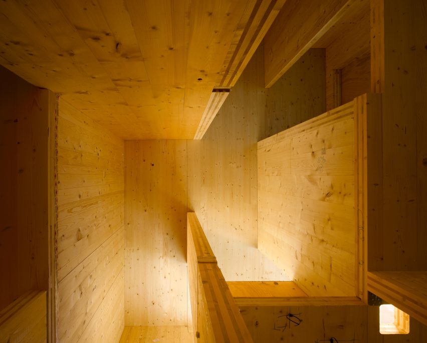 Интерьер CLT Мюррей-Гроув от Waugh Thistleton Architects