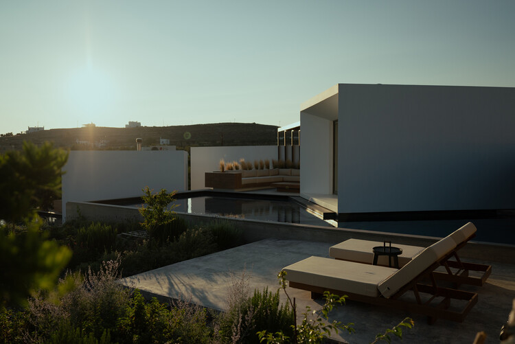 Pnoēs Tinos Design Holiday Villas / Aristides Dallas Architects — изображение 6 из 31