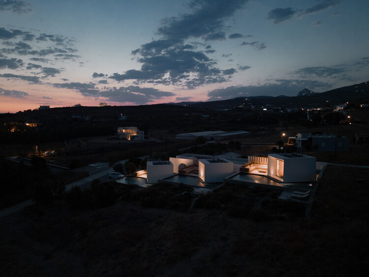 Pnoēs Tinos Design Holiday Villas / Aristides Dallas Architects — изображение 27 из 31