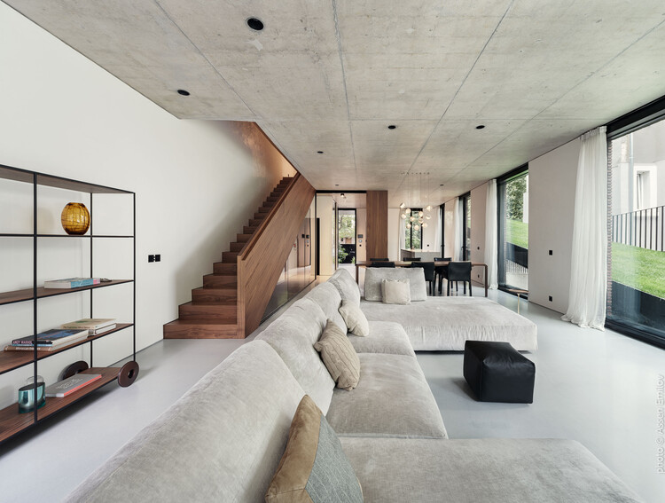 House of the Rising Meadow / I/O Architects — Фотография интерьера, Гостиная