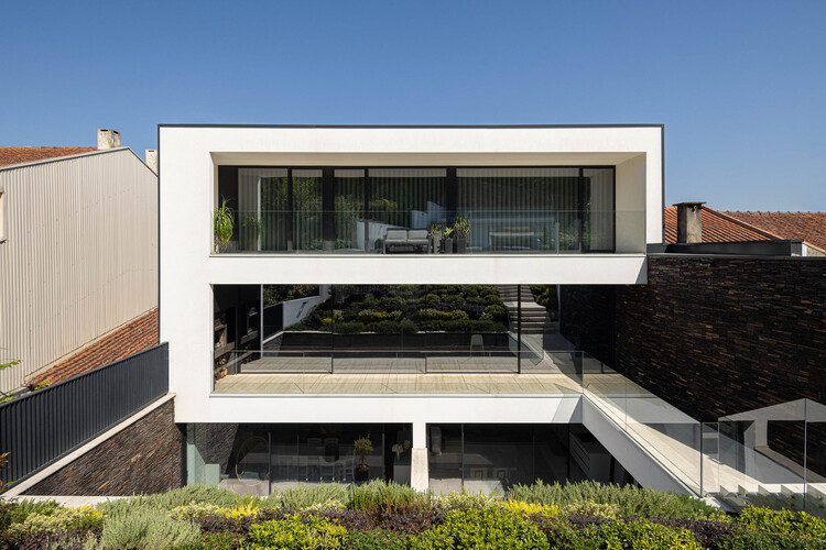 SA House / Sandro Ferreira arquitectura — изображение 22 из 33