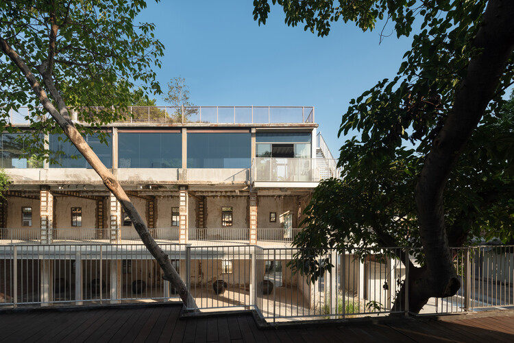 Wildness Promenade / BDSD Boundless Design - Фотография экстерьера, Балкон, Бетон