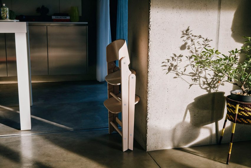 Стульчик для кормления Click and Fold от Cybex