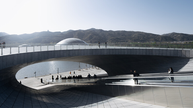 Promenade Architecturale: Как модернистская концепция продолжает вдохновлять современную архитектуру — Изображение 17 из 19