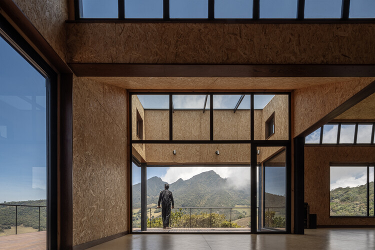 Carupa House High Mountain Refuge / Bermúdez Arquitectos - Экстерьерная фотография
