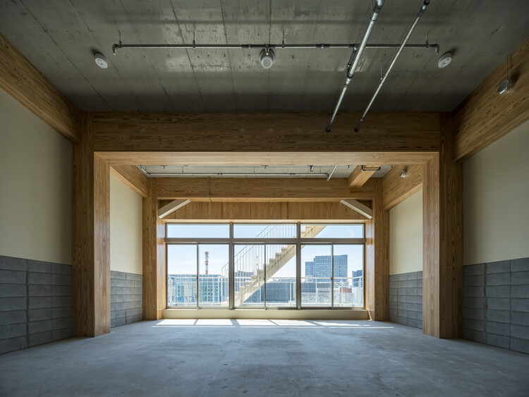 Деревянный ящик Гиндза — Здание Гиндза Такаги / Tetsuo Yamaji Architects — Изображение 5 из 19