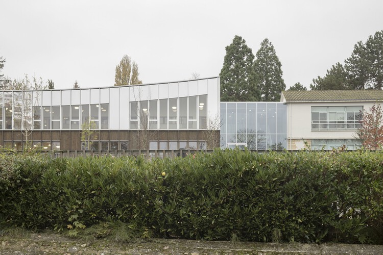 Школьный комплекс и центр отдыха Les Violettes / HEMAA Architects — изображение 6 из 34