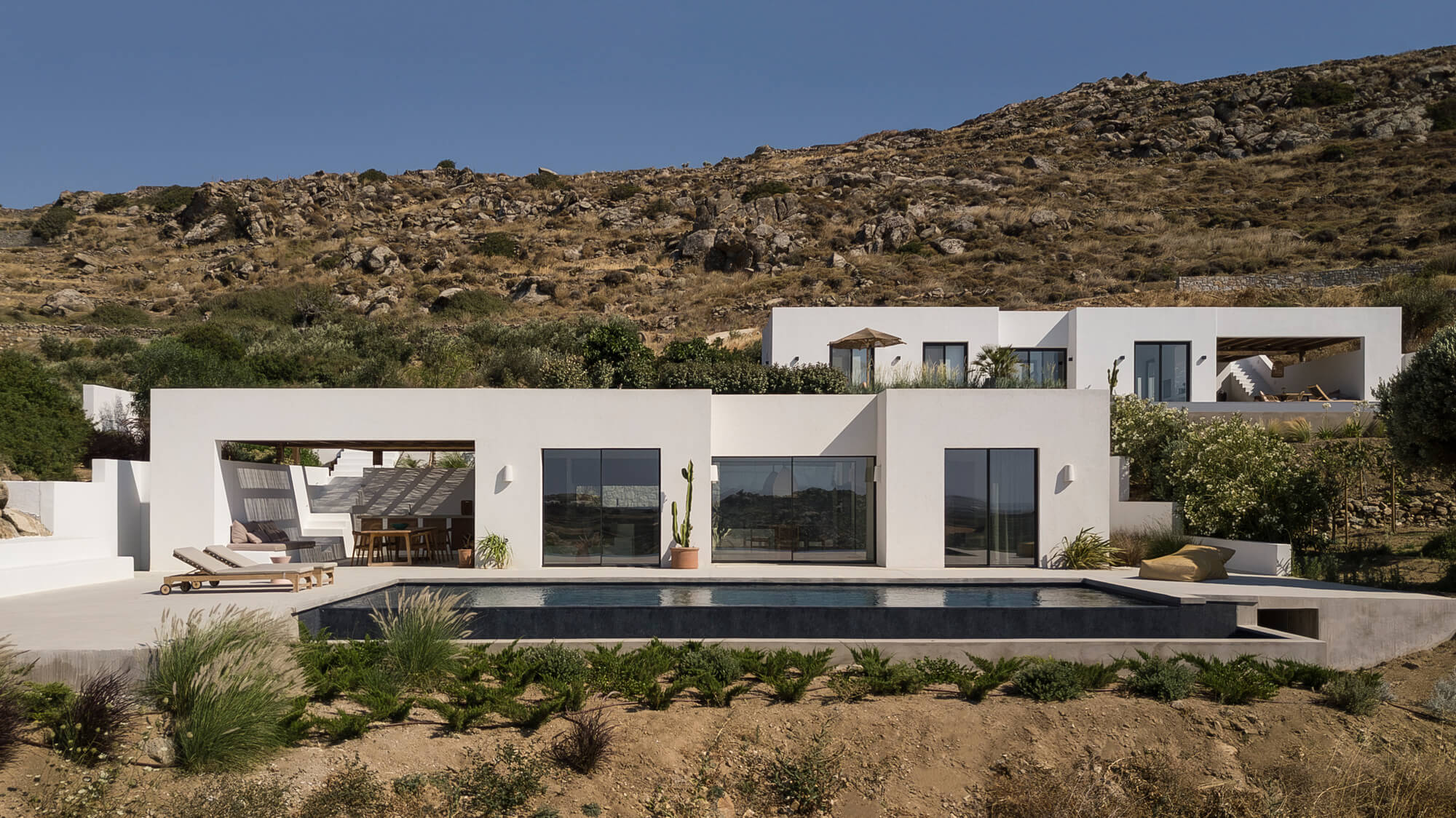 La Natura Villas / Plinthos Architects + Стефания Нтину Архитектор
