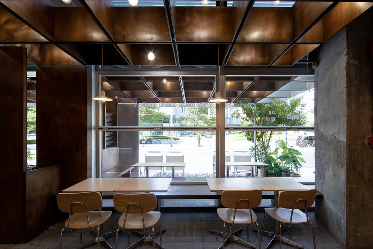 Десертный магазин Shadow / Nemearchitects - изображение 19 из 36