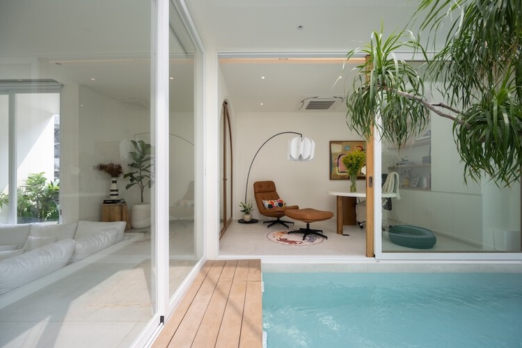 MN House / Sata Na Architect - Фотография интерьера, двери