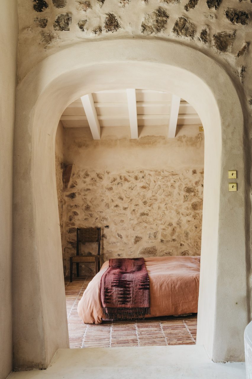 Menorca Farmhouse Conversion, Estancia San Hosé, Atelier du Pont и Aru Arquitectura