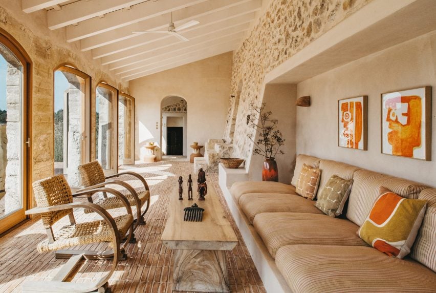 Menorca Farmhouse Conversion, Estancia San Hosé, Atelier du Pont и Aru Arquitectura