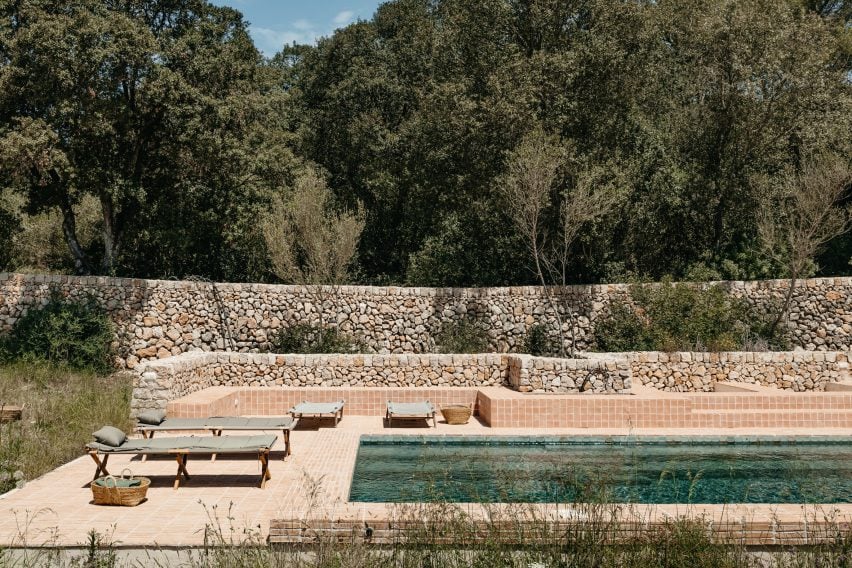 Menorca Farmhouse Conversion, Estancia San Hosé, Atelier du Pont и Aru Arquitectura
