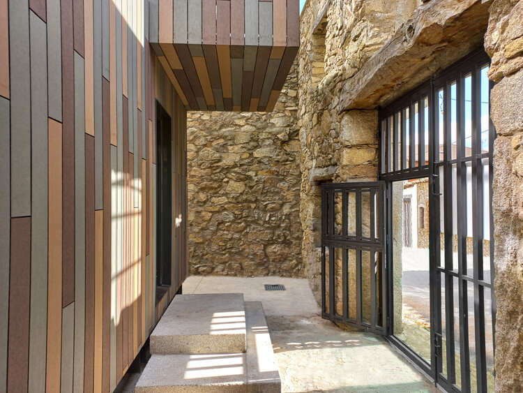 Hidden House / Hombre de Piedra Arquitectos + Хуан Игнасио Вилда Марин - изображение 5 из 15