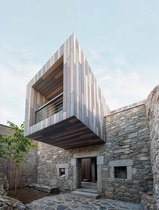 Hidden House / Hombre de Piedra Arquitectos + Хуан Игнасио Вилда Марин - изображение 6 из 15