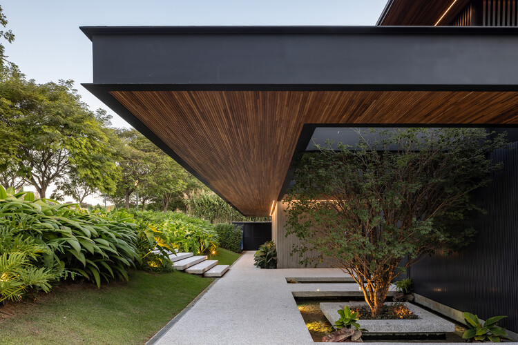 FD Residence / Padovani Arquitetos - изображение 7 из 28