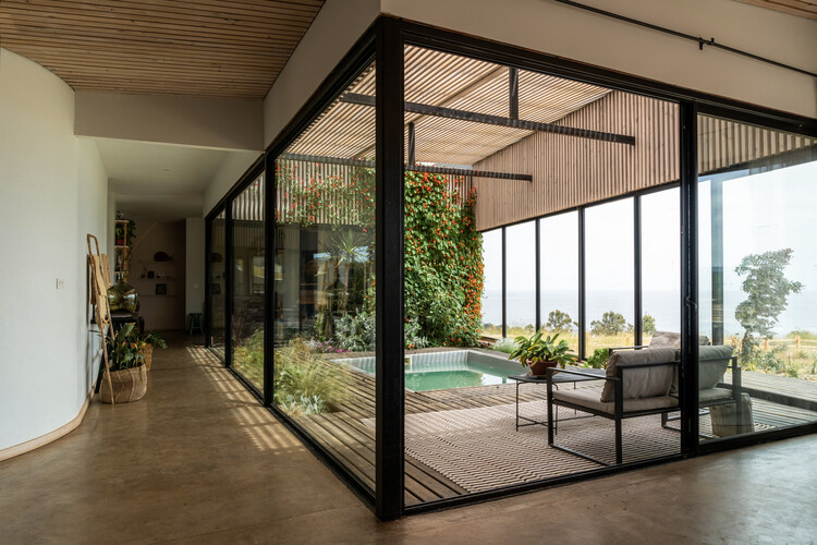 Wind House / Pablo Larroulet + Blaq Arquitectos - Интерьерная фотография, балкон, патио