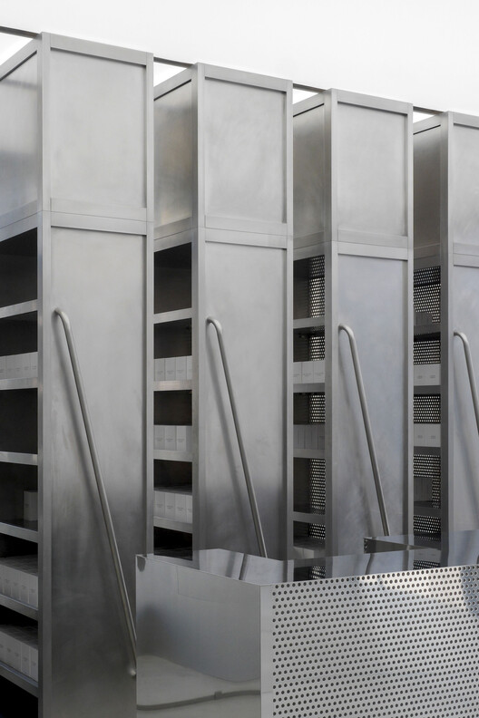 025S Harajuku Store / Atelier KHJ - изображение 3 из 12