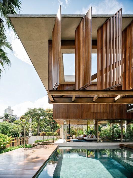Cumaru House / FGMF - Интерьерная фотография, дерево