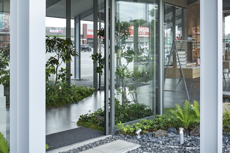 Jins Ohtone Store / Tadashi Hirai Design Studio - Экстерьерная фотография, стекло