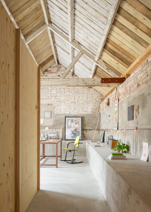 Старый Byre Home / Gianni Botsford Architects - Interior Photography, Wood, Beam