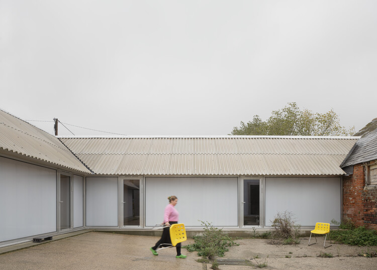 Старый Byre Home / Gianni Botsford Architects - Extery Photography, Concrete