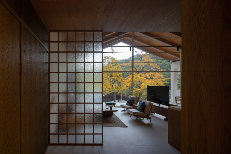 Lost Villa - Ginkgo Valley Design Hotel / Moguang Studio - интерьерная фотография, гостиная, дерево