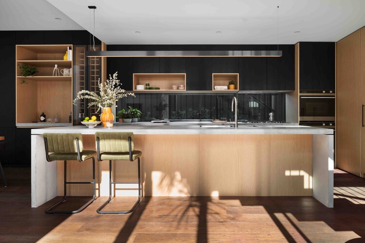 Индустриальный дом для побега / Studio Parisi Architects - изображение 14 из 20
