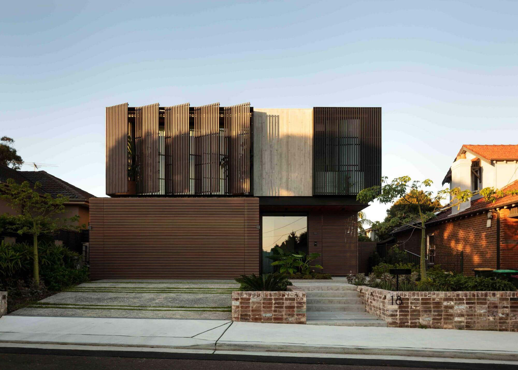 Индустриальный дом в стиле эскейп / Studio Parisi Architects