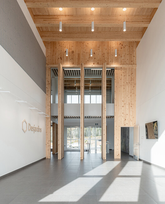 Инновационный павильон и исследовательский центр CEDFOB / STGM Architectes - изображение 9 из 24