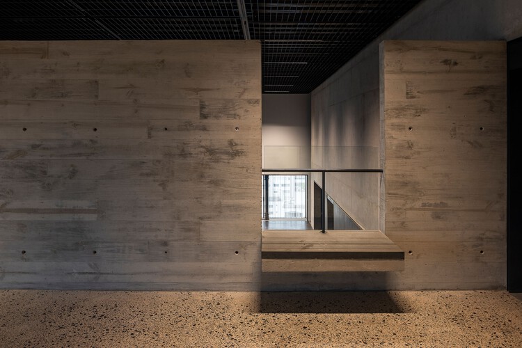 Pietro Maria Bardi MASP Building / Metro Arquitetos - интерьерная фотография, дерево